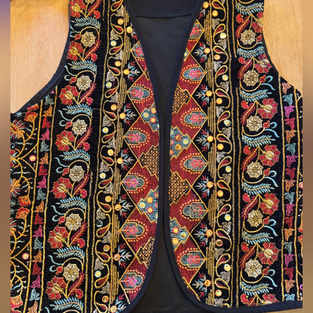 Embroidered Floral Vest